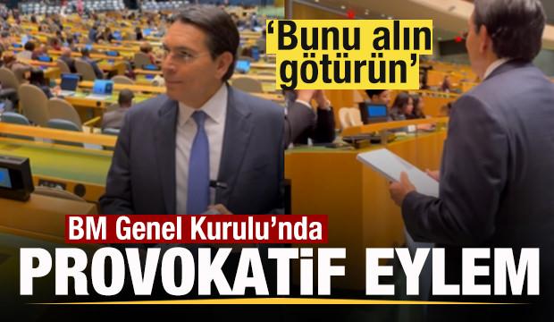 BM Genel Kurulu'nda provokatif eylem: Bunu alın g&ouml;t&uuml;r&uuml;n