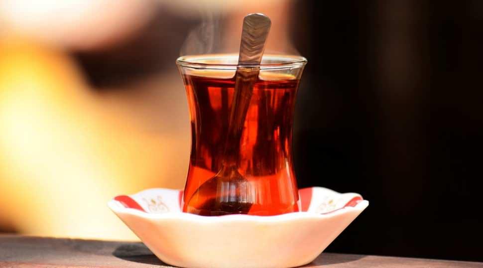 &Ccedil;ayı yanlış demliyormuşuz! &Ccedil;ay ustasından doğru demleme y&ouml;ntemi