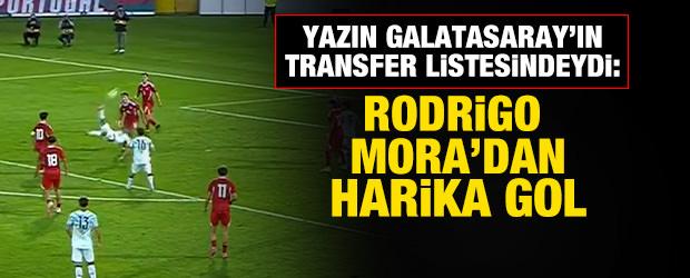 Bir d&ouml;nem Galatasaray'ın listesindeydi: Rodrigo Mora'dan muhteşem gol!