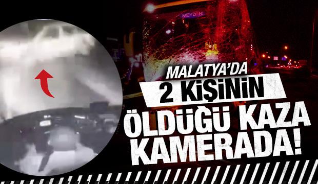 Malatya'da 2 kişinin &ouml;ld&uuml;ğ&uuml; kaza kamerada