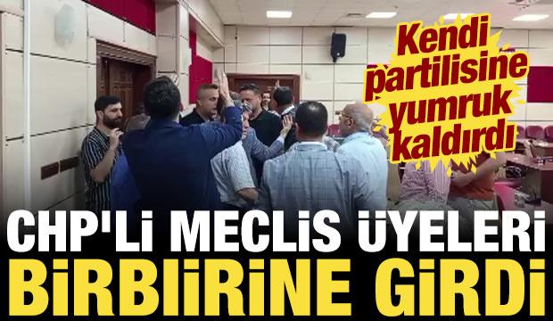 Y&uuml;reğir Belediye Meclisi'nde "satılık" tartışması: CHP'li meclis &uuml;yeleri birbirine girdi
