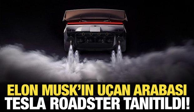 Elon Musk'ın u&ccedil;an arabası Tesla Roadster tanıtıldı!