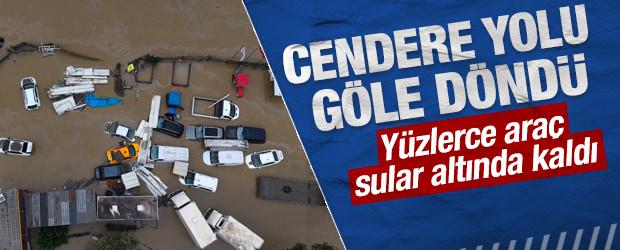Kemerburgaz'da Cendere yolu g&ouml;le d&ouml;nd&uuml;: Y&uuml;zlerce ara&ccedil; sular altında kaldı