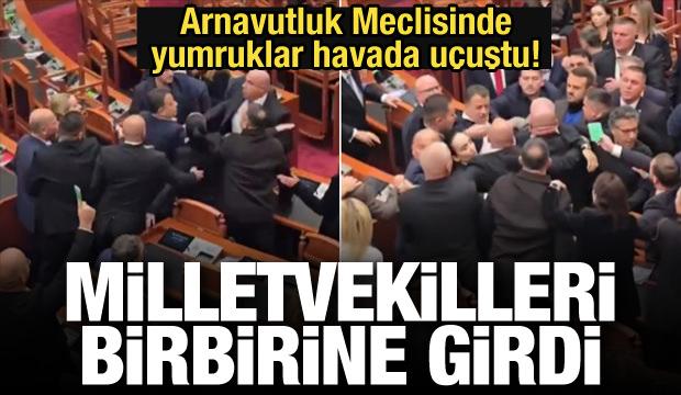 Arnavutluk'ta milletvekilleri birbirine girdi, yumruklar havada u&ccedil;uştu