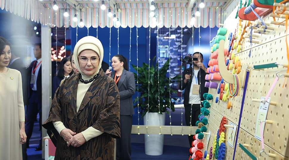 Emine Erdoğan&rsquo;dan &Ouml;zbekistan ziyareti sonrası dikkat &ccedil;eken mesaj