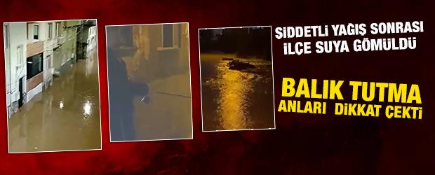 &Ccedil;anakkale şiddetli sağanak sonrasında cadde ve sokaklar g&ouml;le d&ouml;nd&uuml;