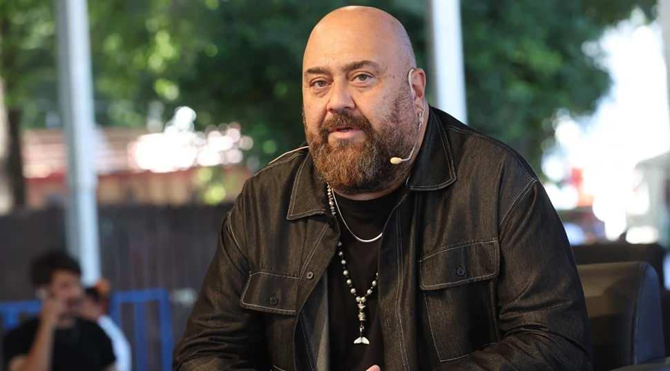 Şef Somer Sivrioğlu'nun restoranına kayyum atandı! Milyonluk borcu ortaya &ccedil;ıktı