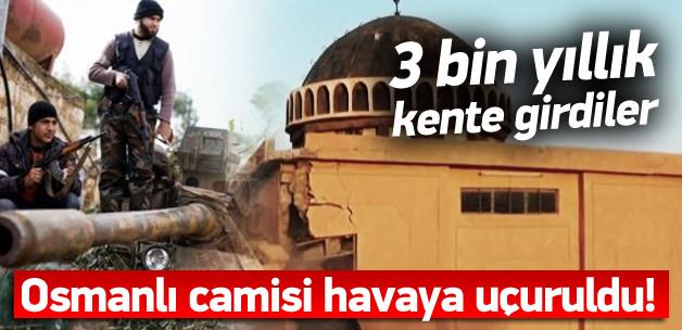 IŞİD 3 bin yıllık kenti dozerlerle yıkıyor