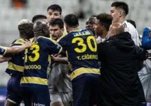 Tüpraş Park'ta sahayı karıştıran faul! Futbolcular birbirine girdi