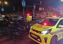 İsrail'de bir bakanın aracı daha kaza yaptı! Otomobil hurdaya döndü
