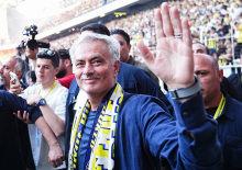 Resmi teklif iletildi! Jose Mourinho'nun gözdesinin imzası an meselesi