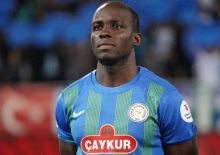Ali Sowe yeniden Rizespor'da! 3 yıllık imza attı