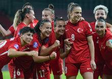 Milli Takım'dan 3 gollü müthiş zafer! Uluslar B Ligi'ndeyiz