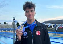 F.Bahçe'nin 18'lik rekortmeni Amerika'nın yolunu tuttu