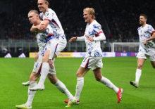 Yıldız futbolcu 27 yıl sonra ülkesini Dünya Kupası'na götürdü