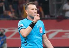 Kariyerinde yeni bir ilk! Derbinin hakemi Kol, 2025'e damga vurdu