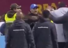 Maç bitince resmen savaş çıktı! Hakem tam 17 kırmızı kart çıkardı