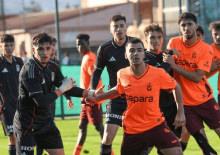 U19 derbisi nefes kesti! Zirve yolunda değerli 3 puan