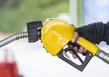 Bakan Uraloğlu: H&uuml;k&uuml;metimizin akaryakıt fiyatlarına m&uuml;dahalesi s&ouml;z konusu değil