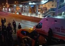 Polis memuru tartıştığı genci taksinin i&ccedil;inde başından vurdu