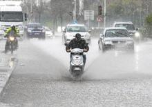 Meteoroloji uyarmıştı! İstanbul'da sağanak yağış başladı