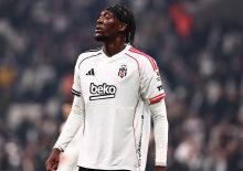 Beşiktaş'ta Tammy Abraham kamptan ayrıldı