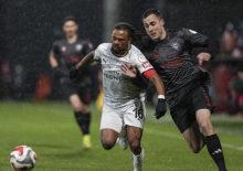 Kritik ma&ccedil;ta kazanan yok! 1. Lig'in zirvesinde fark a&ccedil;ıldı