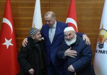 Erdoğan'ın baston hediye ettiği Recep amcadan duygusal s&ouml;zler