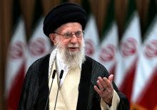 İran&rsquo;da protestolar s&uuml;r&uuml;yor! Hamaney'den dikkat &ccedil;eken 'ABD' a&ccedil;ıklaması