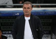 Şampiyonluğa koşan takım galibiyet sonrası teknik direkt&ouml;r&uuml;n g&ouml;revine son verdi