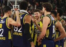 Fenerbah&ccedil;e rakibine deplasmanda şans tanımadı!