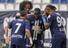 10 kişi Sarıyer'den evinde kritik galibiyet! Puanları eşitledi