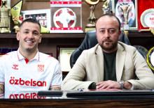 3,9 milyon Euro'yu bıraktı: Rey Manaj T&uuml;rkiye'ye d&ouml;nd&uuml;