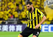 Benzema'dan s&uuml;rpriz imza! Transfer a&ccedil;ıklandı