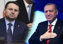 Erdoğan'dan yeni Bakan G&uuml;rlek i&ccedil;in g&uuml;l&uuml;mseten s&ouml;zler: &lsquo;Dersine &ccedil;alışmış&rsquo;