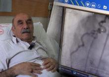 G&ouml;ğ&uuml;s yanmasıyla hastaneye gitti, hayatının şokunu yaşadı!