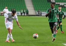 Zirvenin peşini bırakmıyorlar! Rakip takımı ateş hattına attılar