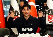 Beşiktaş'ta Hyeon-gyu Oh &ccedil;ılgınlığı! 'En y&uuml;ksek ciroya ulaşıldı'