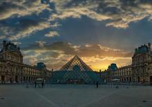 Skandalların odağındaki Louvre M&uuml;zesi'nde istifa depremi