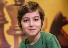 Herkes onu merak ediyordu: Yıllar sonra a&ccedil;ıklama yaptı!