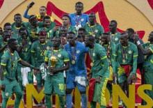 Afrika Kupası'nda kriz b&uuml;y&uuml;yor! Senegal kupayı orduya teslim etti