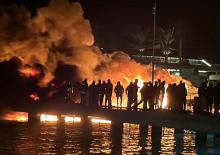 Bodrum'da 5 motoryat alev alev yandı!