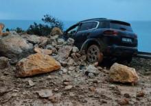 Mersin-Antalya karayolunda heyelan! Facia ucuz atlatıldı