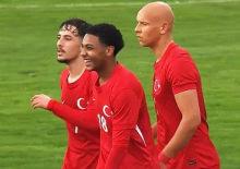 Babası T&uuml;rk annesi Afrikalı! Milli Takım'ın yeni yıldızı ilk ma&ccedil;ında şov yaptı