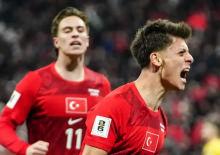 Fenerbah&ccedil;eli eski golc&uuml;den Arda G&uuml;ler paylaşımı