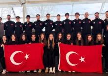 Milli y&uuml;z&uuml;c&uuml;lerden Prag ve Graz'da 2'si altın 9 madalya kazandı