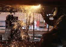 Reel Kesim G&uuml;ven Endeksi martta 100'e geriledi