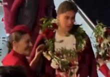 24 yıllık hasreti bitiren ''Bizim &Ccedil;ocuklar'' &ccedil;i&ccedil;eklerle karşılandı