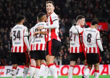 Ezeli rakip puan kaybetti! Nisanda şampiyon oldular