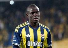 N'Golo Kante Başakşehir ma&ccedil;ında alev aldı!